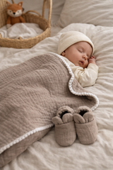 Poklon Kutija za Bebe Proljetna Dekica i Cipelice