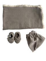 Poklon Kutija za Bebe Proljetna Dekica i Cipelice