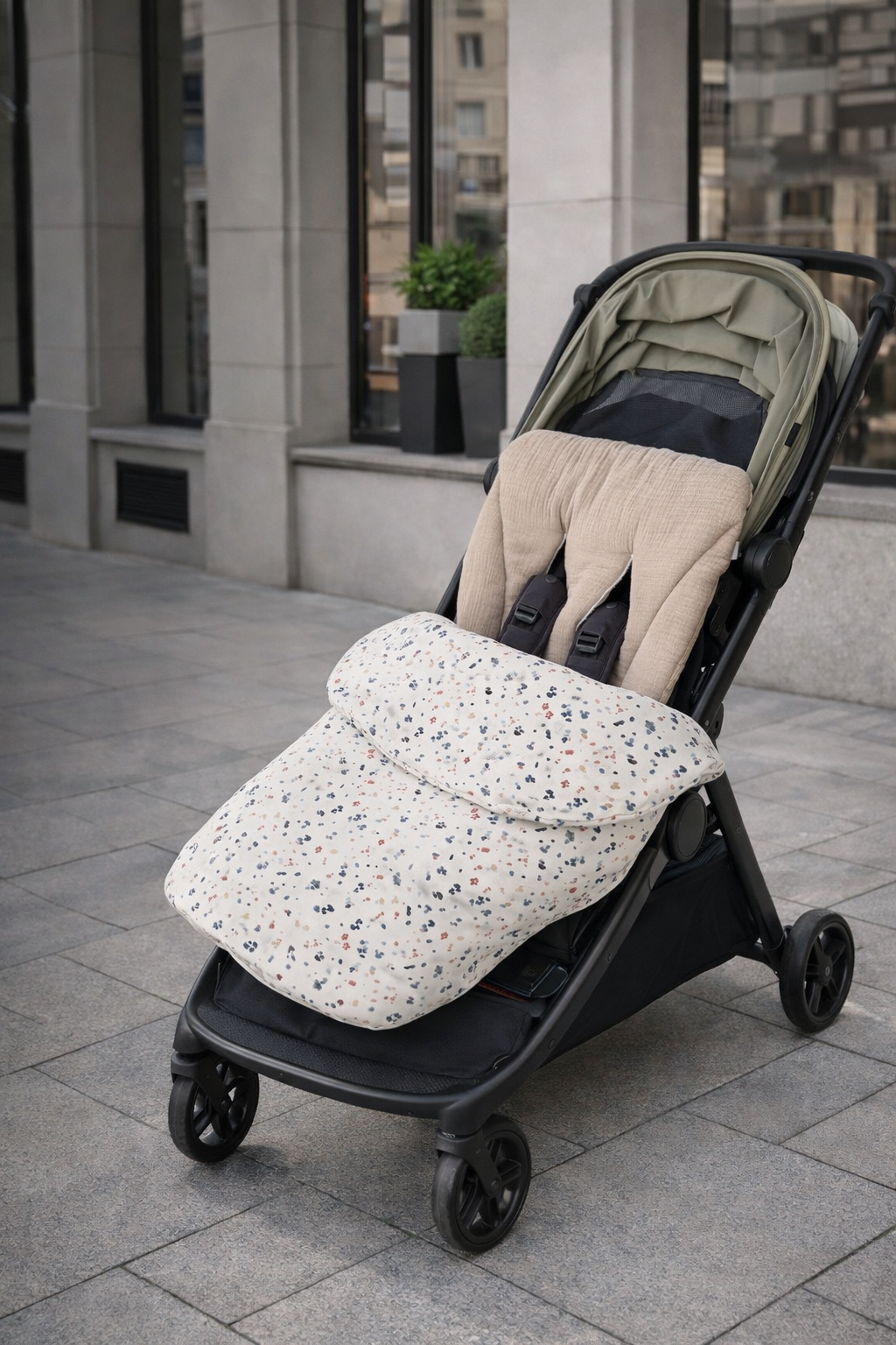 Podloga Za Kolica + Multifunkcionalna dekica