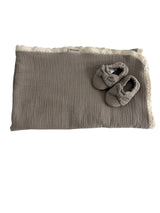 Poklon Kutija za Bebe Proljetna Dekica i Cipelice